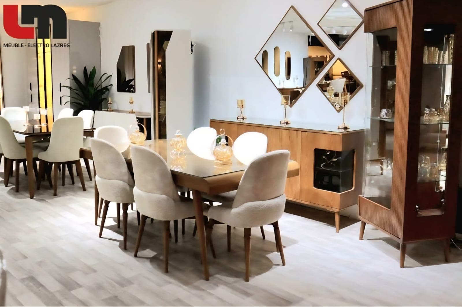Dining Room caramel thumbnail 2