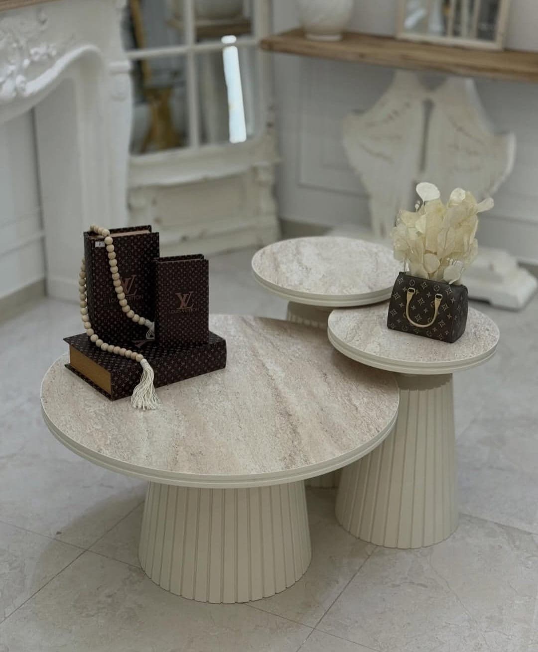 Living-room Table 02X thumbnail 2