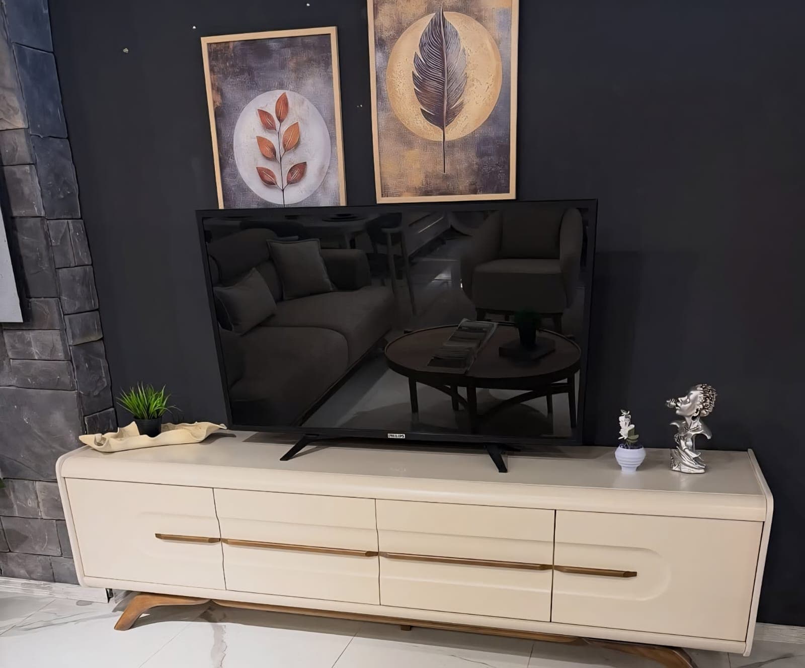 TV Table